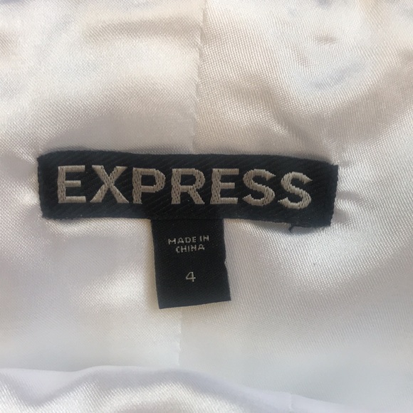 Beautiful white express dress - falls above the knees if you are taller than 5’5 - Picture 3 of 6